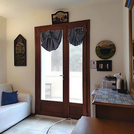 Golf & Sea Residence Is Molas Pula Esterno foto