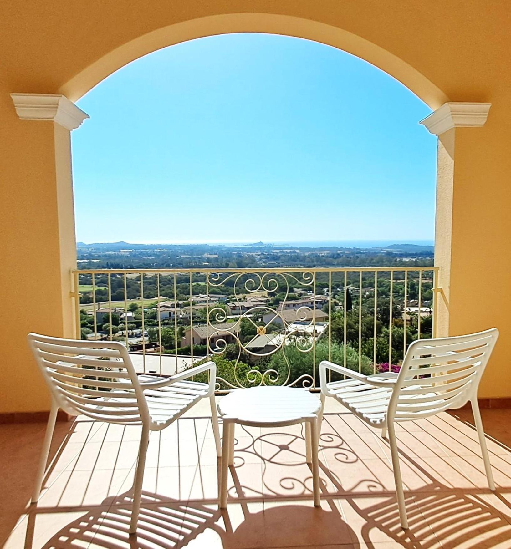 Golf & Sea Residence Is Molas Pula Esterno foto