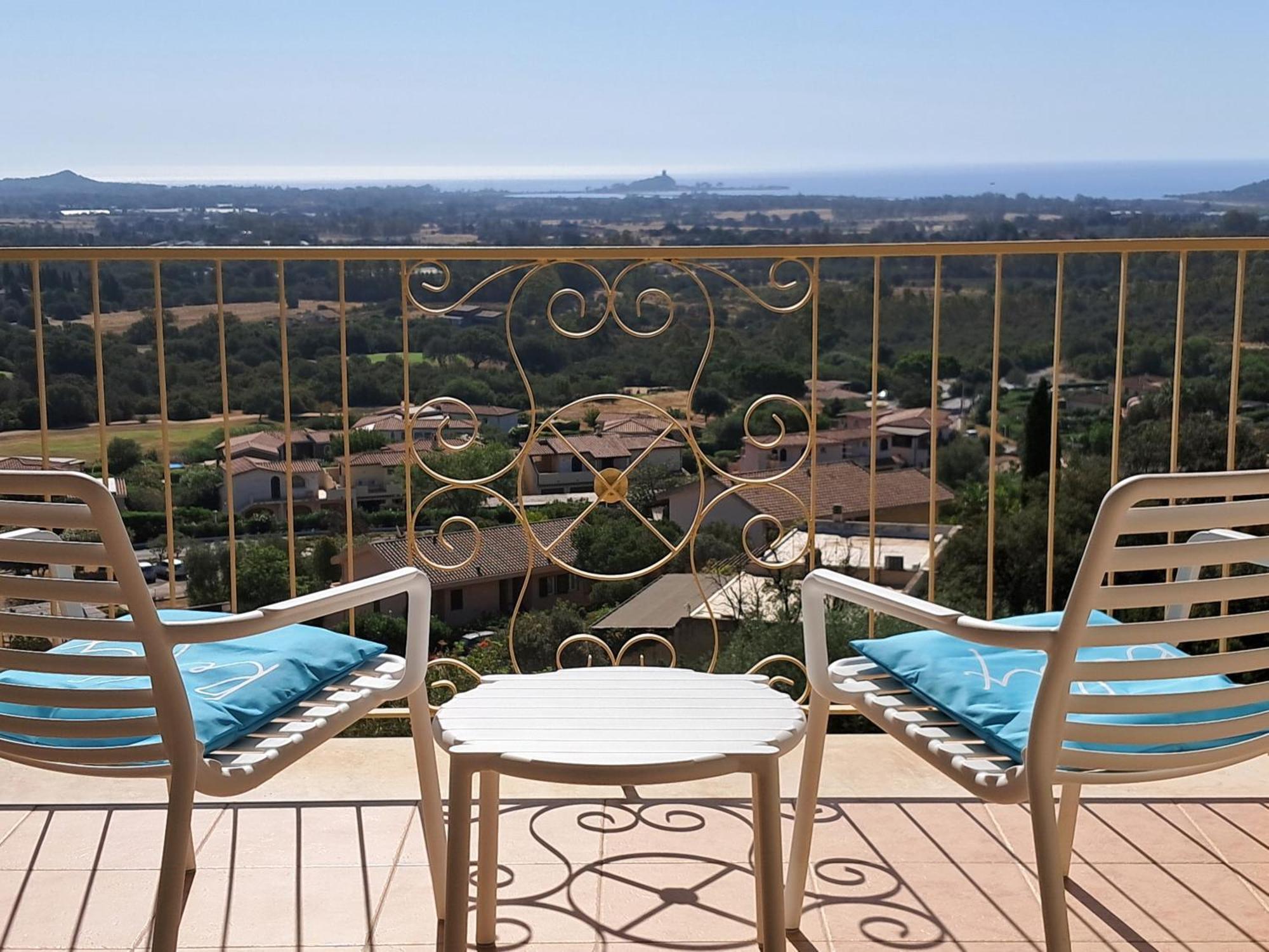 Golf & Sea Residence Is Molas Pula Esterno foto