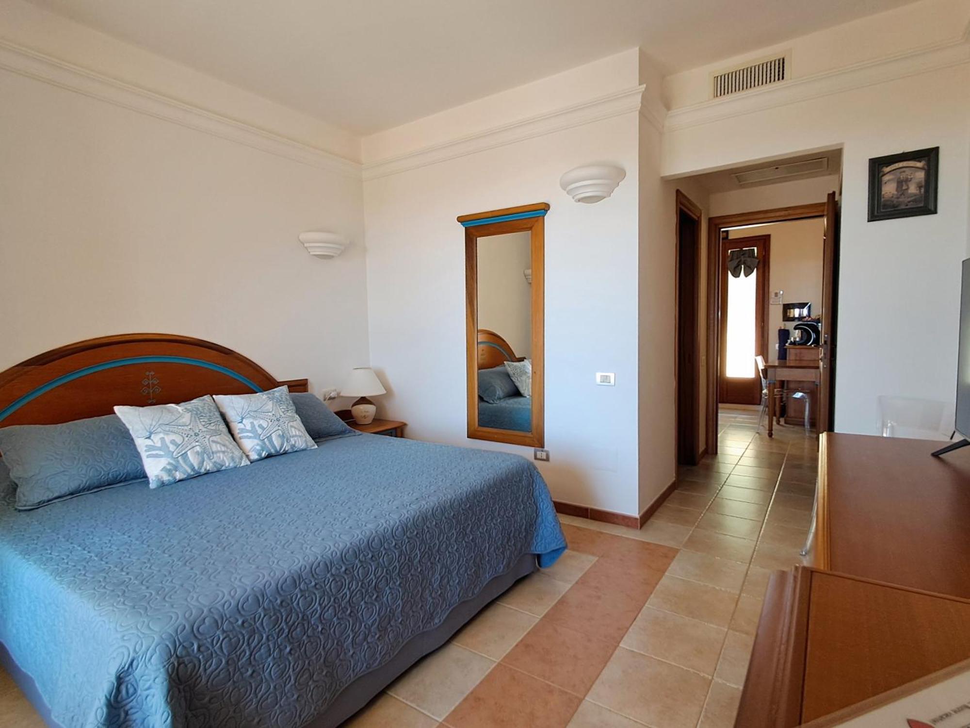 Golf & Sea Residence Is Molas Pula Esterno foto